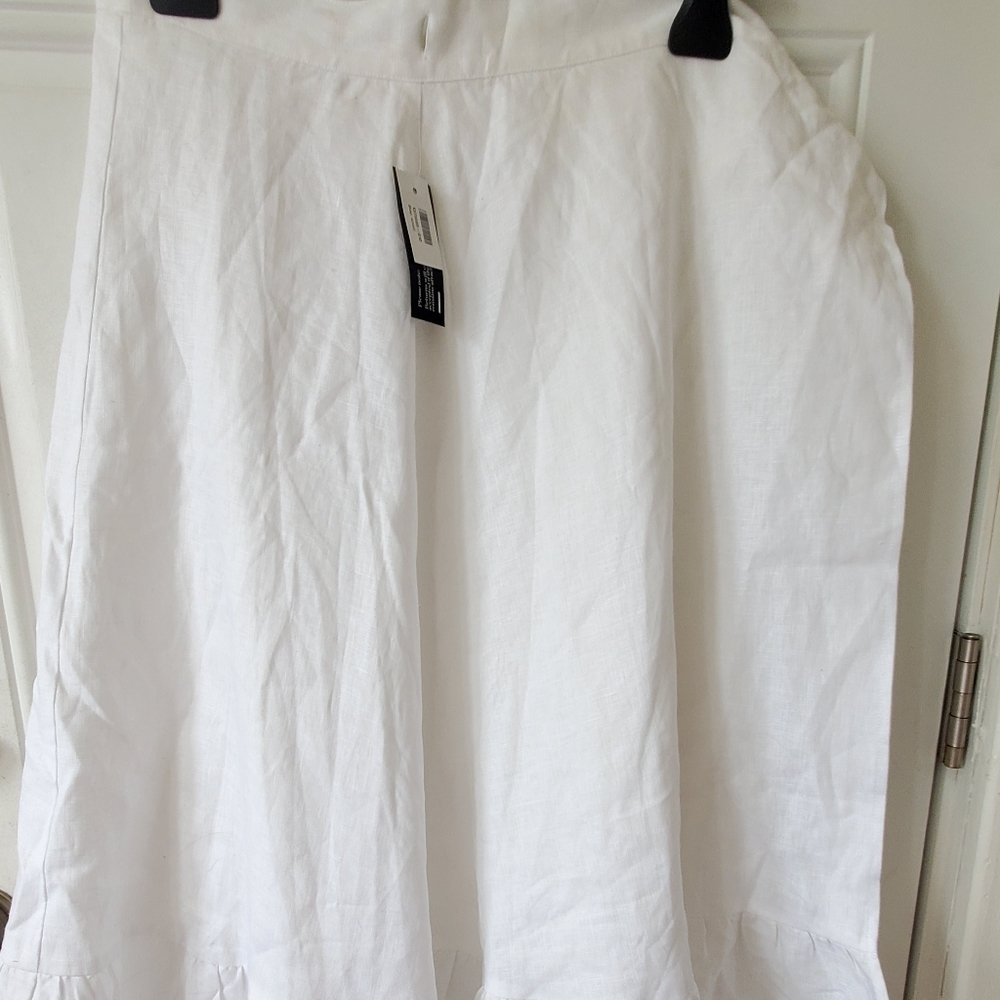 SOLD Reformation LinenSkirt - Picture 2 of 11